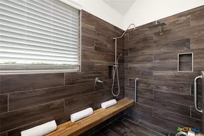 212 Ferryboat Lane, New Braunfels, TX 78130 - Photo 15