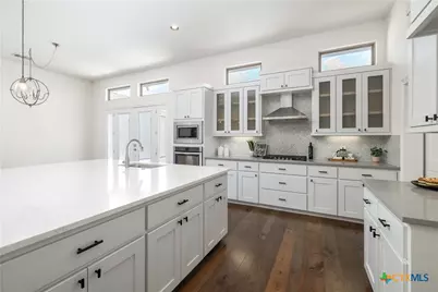 212 Ferryboat Lane, New Braunfels, TX 78130 - Photo 9