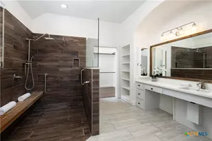 212 Ferryboat Ln, New Braunfels, TX 78130 - Photo 13