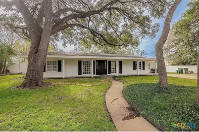 101 E Loma Vista Avenue, Victoria, TX 77901 - Photo 37