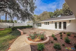 101 E Loma Vista Ave, Victoria, TX 77901 - Photo 41