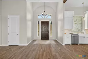 169 Longwood, New Braunfels, TX 78132 - Photo 5