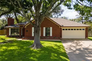 14 St Andrews Pl, Belton, TX 76513 - Photo 1