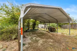 607 S Summer St, Lampasas, TX 76550 - Photo 5