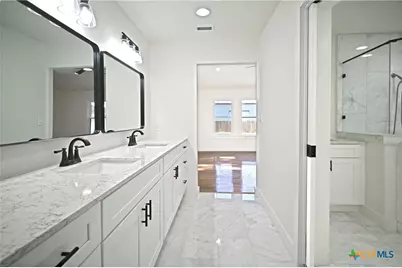 456 Magazine Avenue, New Braunfels, TX 78130 - Photo 33