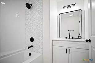 456 Magazine Ave, New Braunfels, TX 78130 - Photo 25