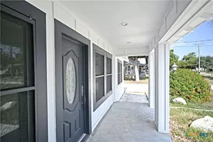 456 Magazine Ave, New Braunfels, TX 78130 - Photo 3