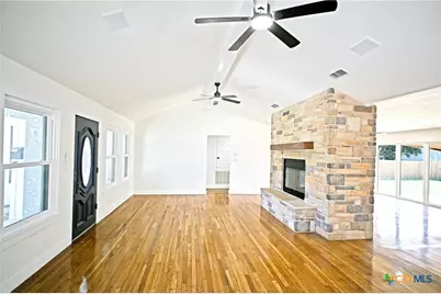 456 Magazine Avenue, New Braunfels, TX 78130 - Photo 11