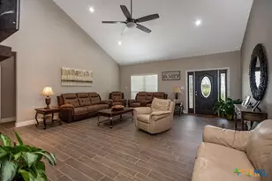 802 Mc Donald Rd, Port Lavaca, TX 77979 - Photo 11