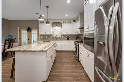 802 Mc Donald Road, Port Lavaca, TX 77979 - Photo 17