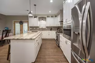 802 Mc Donald Rd, Port Lavaca, TX 77979 - Photo 17