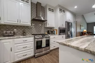 802 Mc Donald Rd, Port Lavaca, TX 77979 - Photo 17