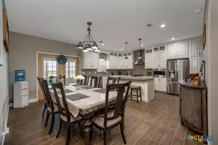 802 Mc Donald Rd, Port Lavaca, TX 77979 - Photo 13