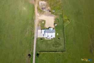 802 Mc Donald Rd, Port Lavaca, TX 77979 - Photo 7