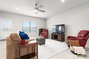 3644 Wet Cloud Dr, New Braunfels, TX 78130 - Photo 17