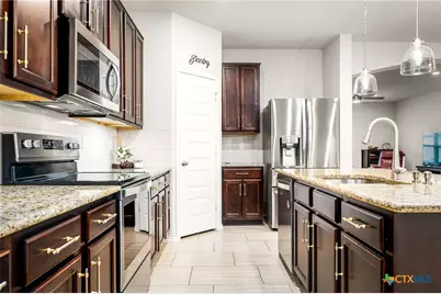 3644 Wet Cloud Drive, New Braunfels, TX 78130 - Photo 11