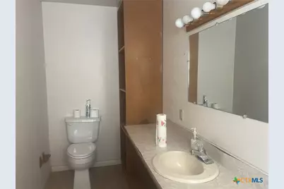 1020 Cr 315, Lometa, TX 76853 - Photo 17