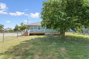 718 N 1st St, Temple, TX 76501 - Photo 25