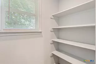 718 N 1st St, Temple, TX 76501 - Photo 21