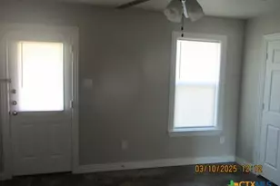 906 S 18th St, Temple, TX 76501 - Photo 13