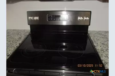 906 S 18th Street, Temple, TX 76501 - Photo 7