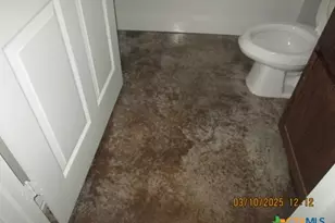 906 S 18th St, Temple, TX 76501 - Photo 3