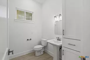 8439 Spring Creek Loop, Salado, TX 76571 - Photo 17