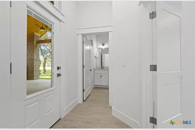 8439 Spring Creek Loop, Salado, TX 76571 - Photo 33