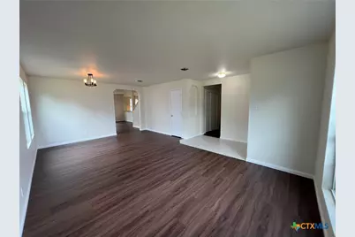 2038 Castleberry Ridge, New Braunfels, TX 78130 - Photo 9