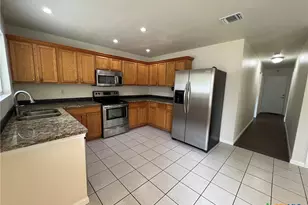 2038 Castleberry Ridge, New Braunfels, TX 78130 - Photo 21