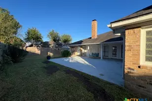 607 Brocton St, Victoria, TX 77904 - Photo 43