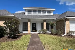 607 Brocton St, Victoria, TX 77904 - Photo 3