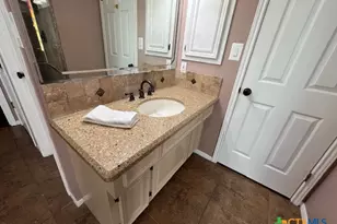 607 Brocton St, Victoria, TX 77904 - Photo 39