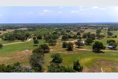 000 Cattlemens Row, Lockhart, TX 78644 - Photo 5