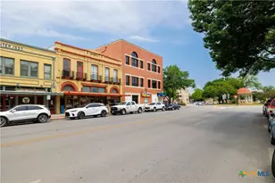 142 W San Antonio, New Braunfels, TX 78130 - Photo 3