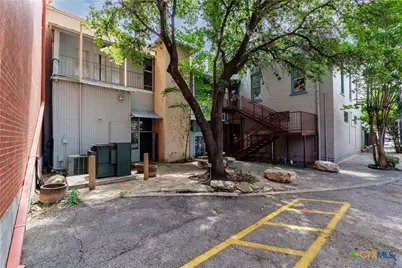 142 W San Antonio, New Braunfels, TX 78130 - Photo 35