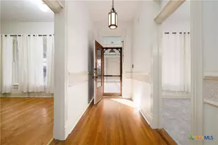 142 W San Antonio, New Braunfels, TX 78130 - Photo 5