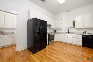 142 W San Antonio, New Braunfels, TX 78130 - Photo 11