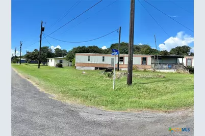 205 N 7th Street, Port O'Connor, TX 77982 - Photo 3
