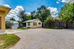 351 N Guenther Ave, New Braunfels, TX 78130 - Photo 41