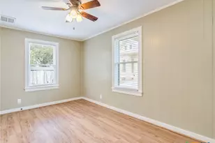 351 N Guenther Ave, New Braunfels, TX 78130 - Photo 33