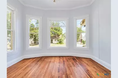 351 N Guenther Avenue, New Braunfels, TX 78130 - Photo 19