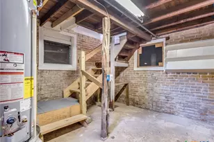 351 N Guenther Ave, New Braunfels, TX 78130 - Photo 29