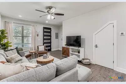 18803 Hogan Circle #14, Point Venture, TX 78645 - Photo 3