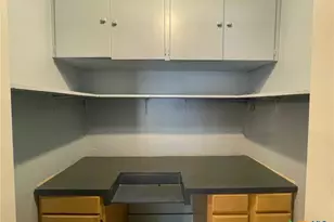 1304 W Ave B, Lampasas, TX 76550 - Photo 23