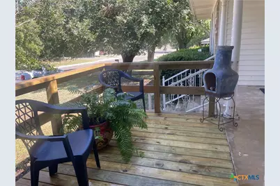 1304 W Avenue B, Lampasas, TX 76550 - Photo 7