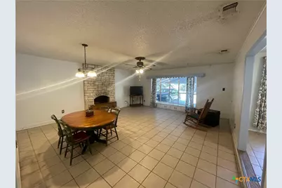 1304 W Avenue B, Lampasas, TX 76550 - Photo 13