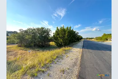 415 Scarlet Court, Canyon Lake, TX 78133 - Photo 9