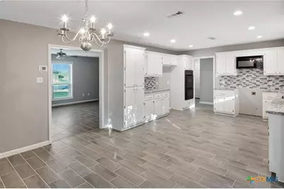 911 Westwood Street, Victoria, TX 77901 - Photo 17