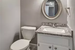 911 Westwood St, Victoria, TX 77901 - Photo 23